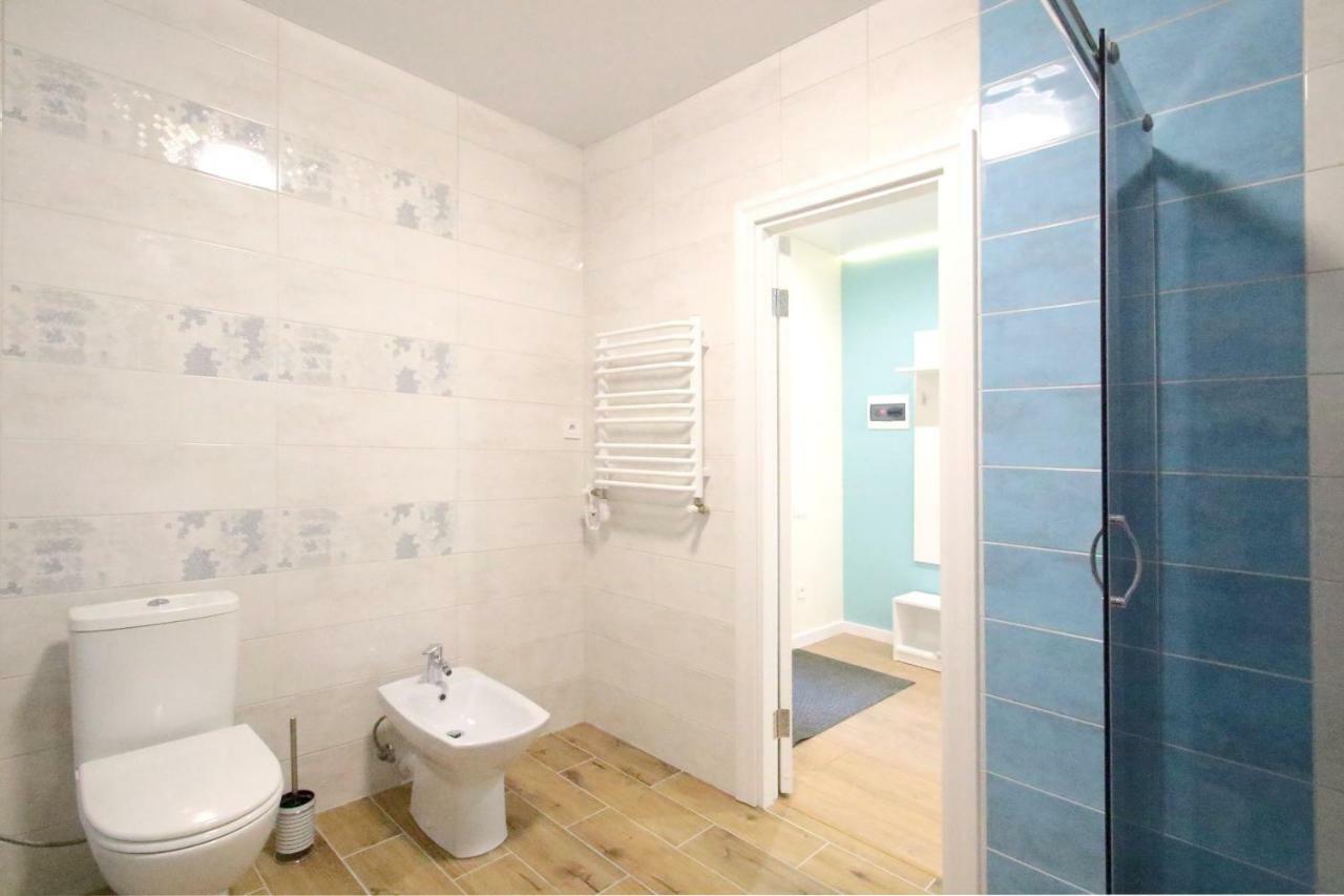 Appartamento Lviv Center Vip New Building Esterno foto